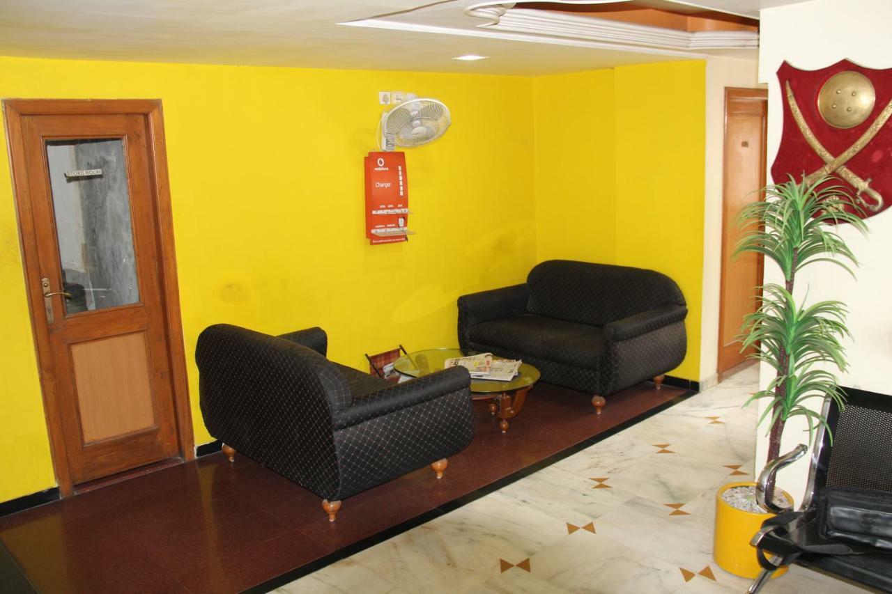 Hotel Shertown Ahmedabad Eksteriør billede